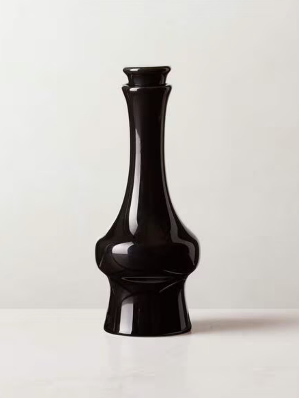 New! CB2 CONTEMPRI Black NEW BONE CRUET BY PAUL MCCOBB